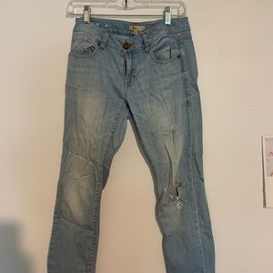 Cabi Midrise Lightwash Jeans